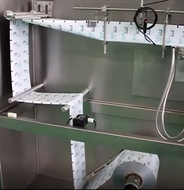 Fabrik preis Automatische Twin Link Beutel Verpackungs maschine Füll flüssiges Shampoo - Füll maschine - foodmachtech