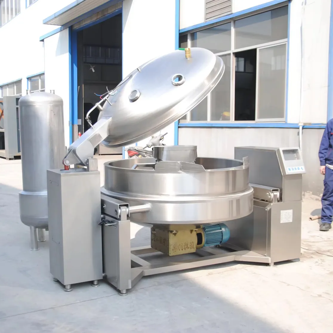 Industrial Automatic Sauce Steam Planetary with Tilting Steam Jacketed Jacket Kettle Cooking - Mixer - foodmachtech