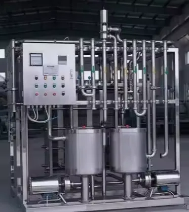 4000L/h Máquina de enchimento do pasteurizador da placa para o iogurte Bomba do suco-núcleo Queijo Creme Manteiga Leiteria Processamento Farm Food Processing - Esterilizador - foodmachtech