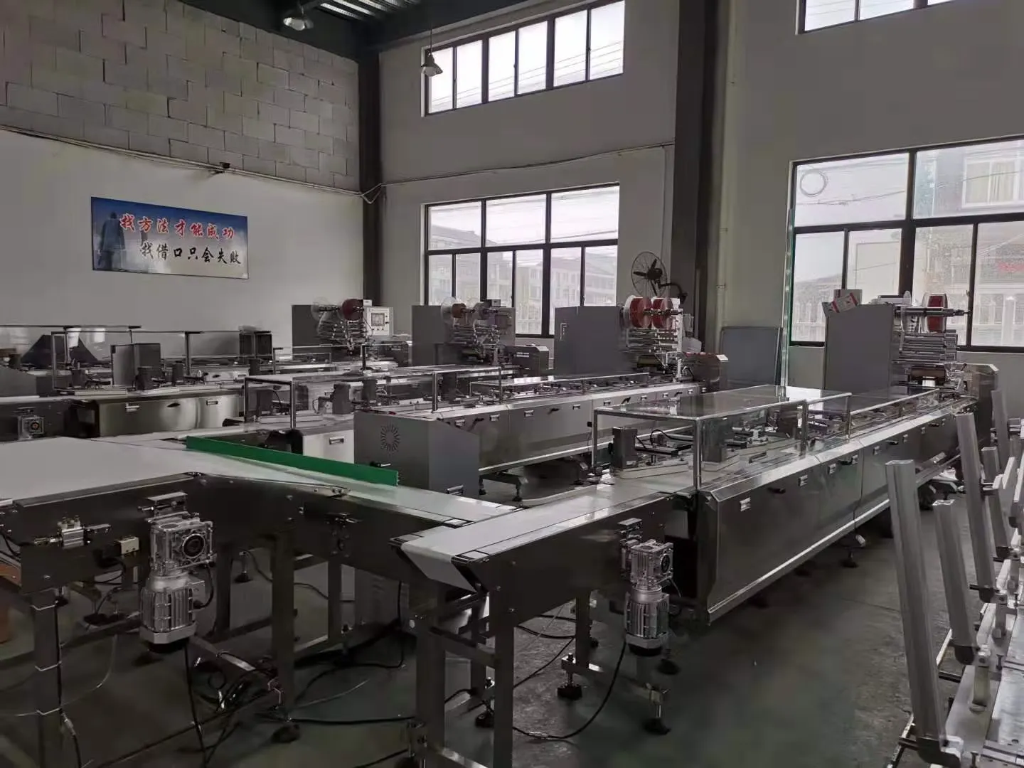 Multi Functional Automatic Chocolate Candy Feeding Pillow Flow Packing Pachine - Packaging Machine - foodmachtech