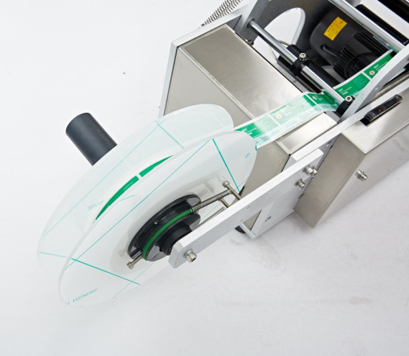 DM-MT50Y Электрическая полуавтоматическая машина для наклеек на винные бутылки Пищевые напитки Химическая товарная упаковка Металлическое стекло