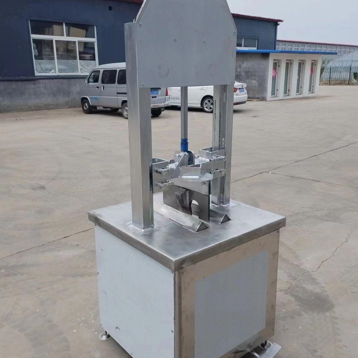 หัวหมูแยกในเครื่องแยกหัวเลื่อยครึ่ง