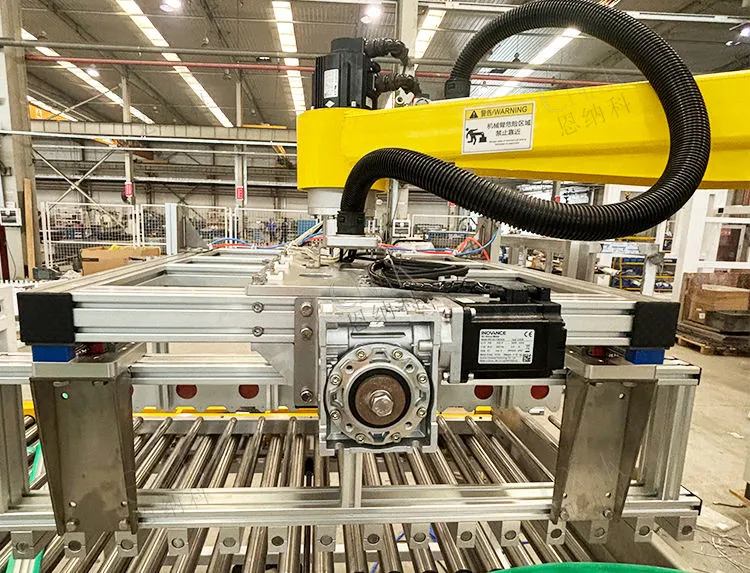Single Column Palletizer Case Palletizing Machine Automatic Palletizer/robot Stacker For Bottled Water Production Line - Palletizer - foodmachtech