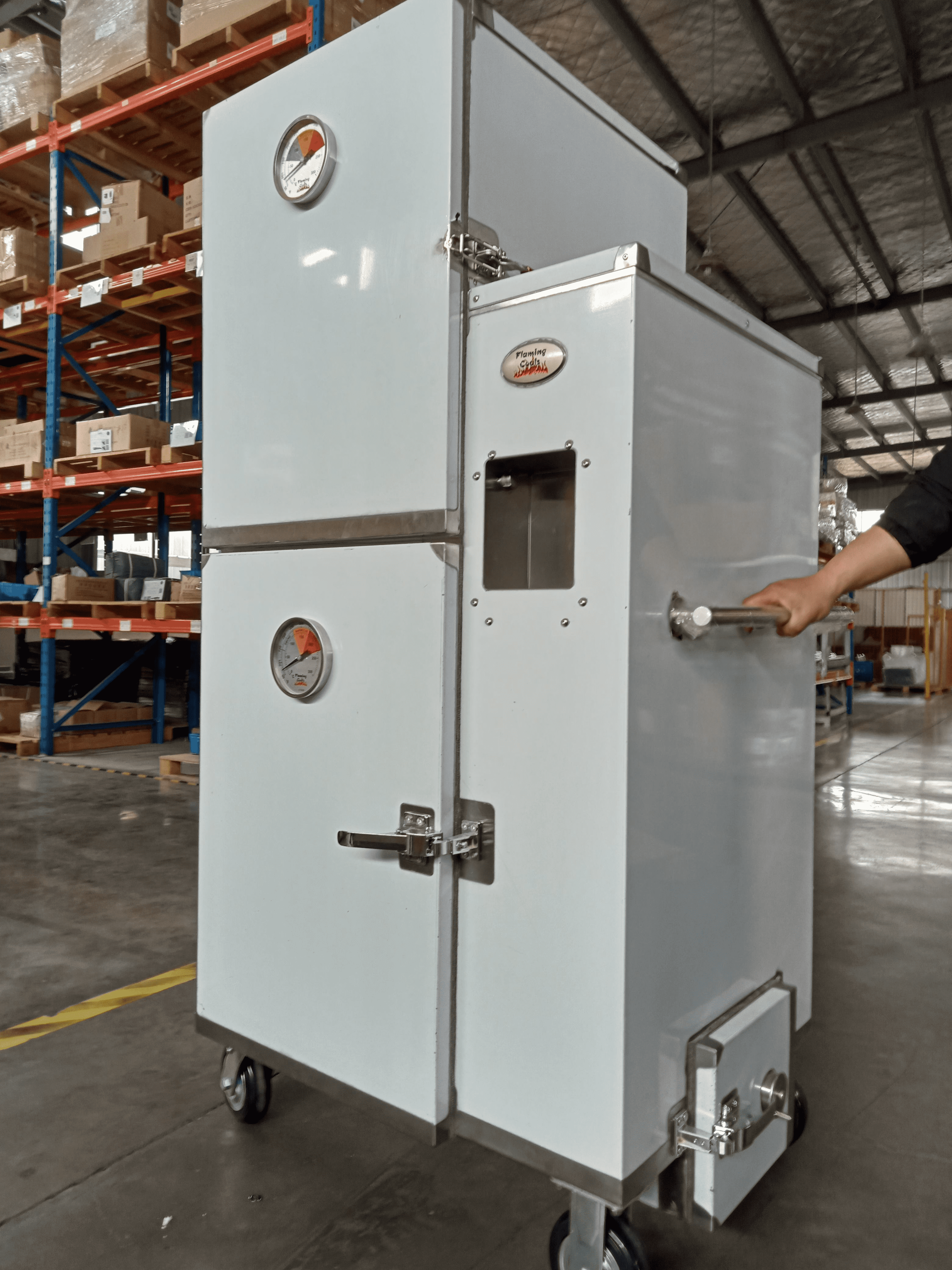 เตาย่างบาร์บีคิวเชิงพาณิชย์และเครื่องสูบบุหรี่