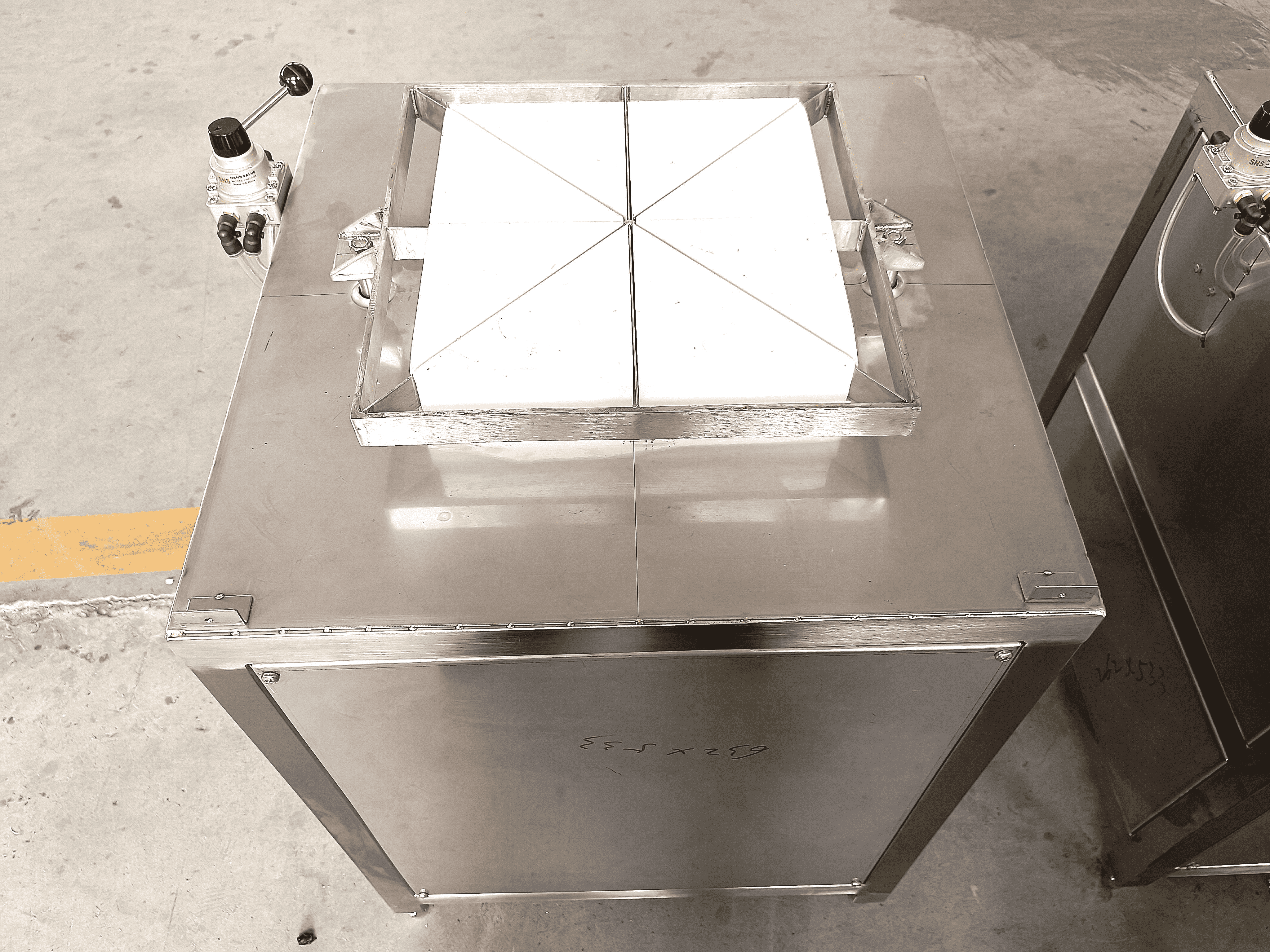 เครื่องตัดชีสบล็อกเครื่องตัดชีสเชิงพาณิชย์