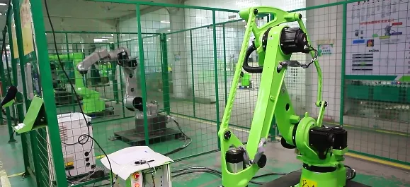 Universal 4 DOF Robotic Arm 1850mm Automatic Picker Robot Palletizing Robot Arm with Gearbox and Motor Core Components