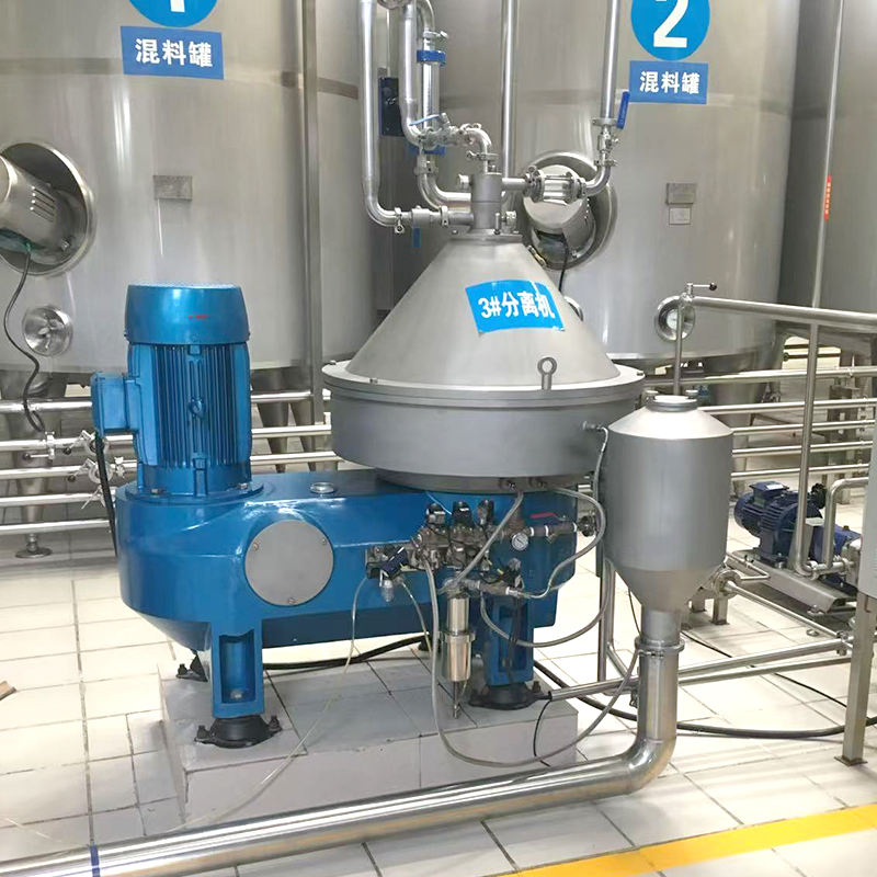 منفذ المصنع يعمل بالكهرباء جهاز فصل الحليب بجهاز طرد مركزي يعمل بالطاقة الكهربائية فاصل دهون الحليب