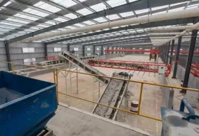 유기 비료 과립 발효를위한 첨단 가금류 분뇨 가공 기계 제조업체