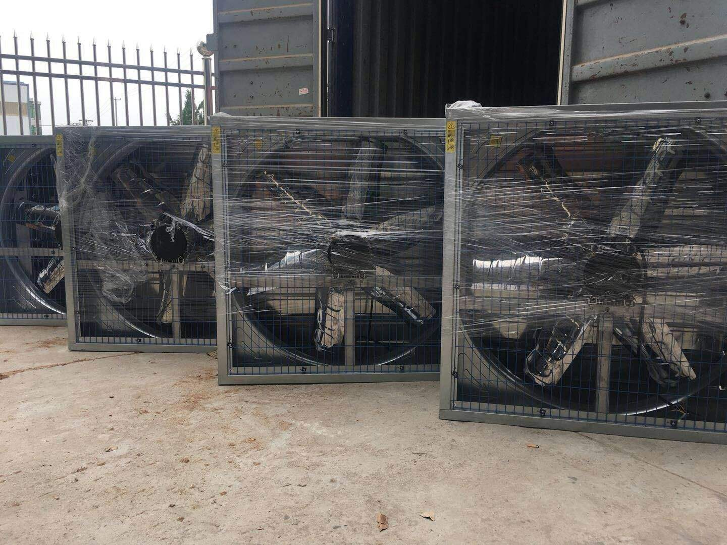 Ventilador de ventilación centrífuga de las aves de corral Ventilador de escape industrial Ventilador de refrigeración Ac Ventiladores de flujo axial