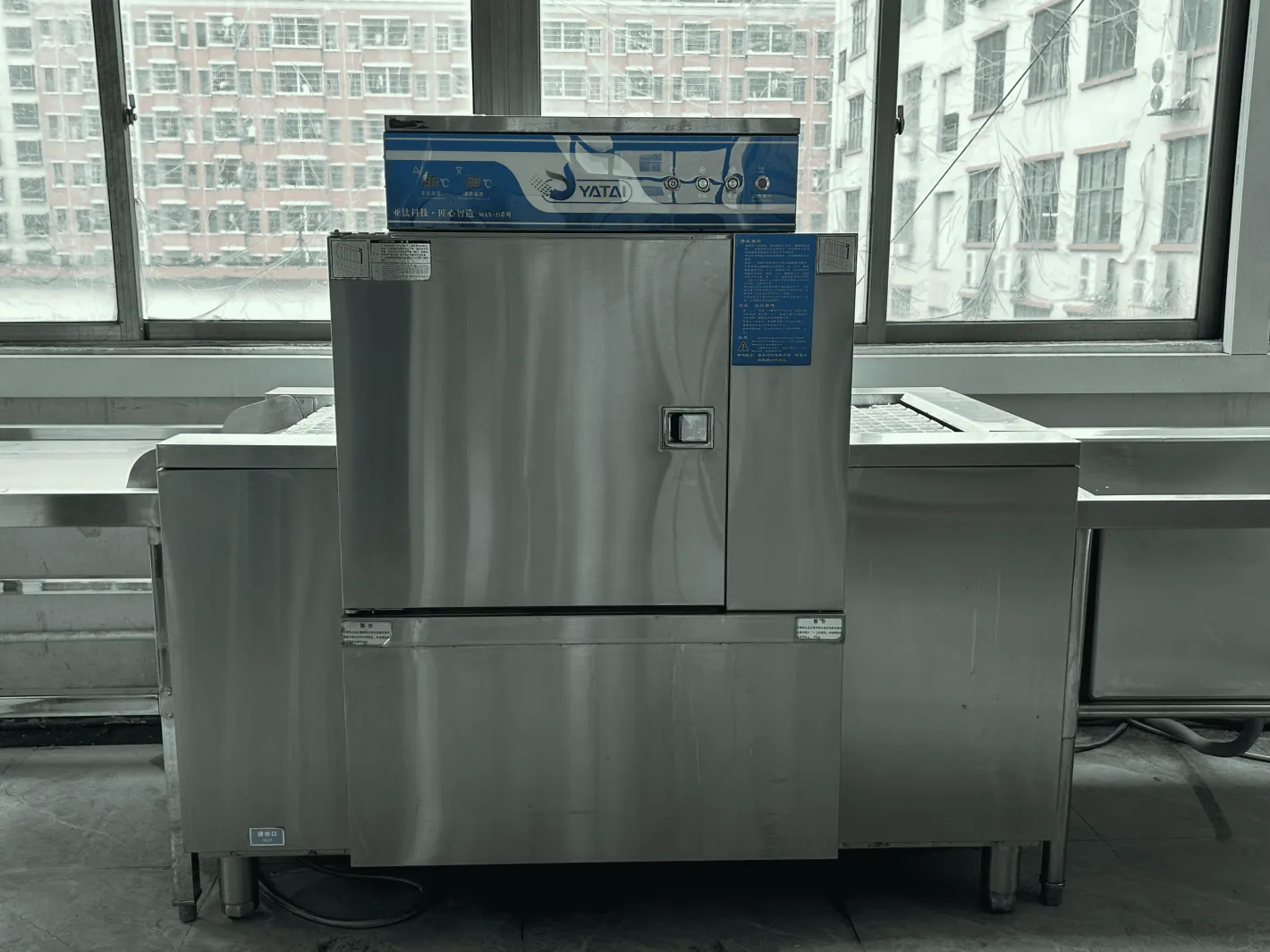 Lar Capacity Smart Automatic Dishwasher for Bowls Cups and Dishes High-Efficiency Cleaning - Dishwasher - foodmachtech