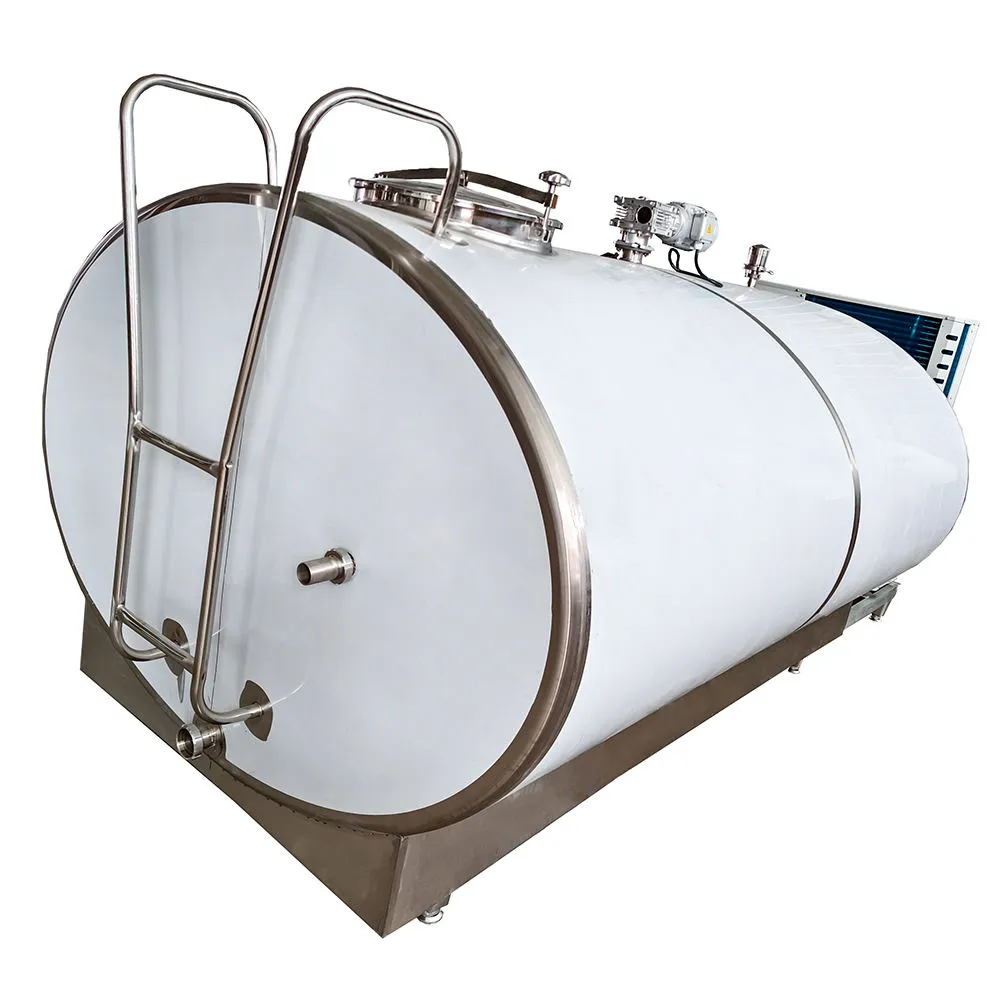 Tanque refrigerando de aço inoxidável para a ordenha do combustível Water & Milk da leiteria com componente do motor do núcleo - Tanque De Armazenamento De Leite - foodmachtech