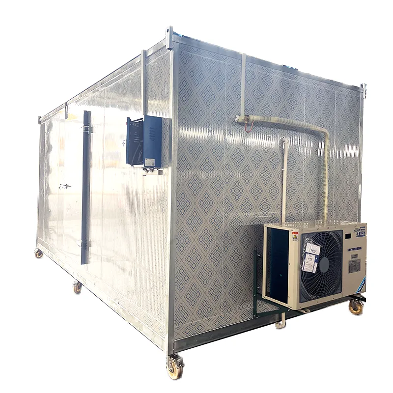 Cold room with a powerful industrial refrigeration system, used for freezing fruits and vegetables - Cold Storage - foodmachtech