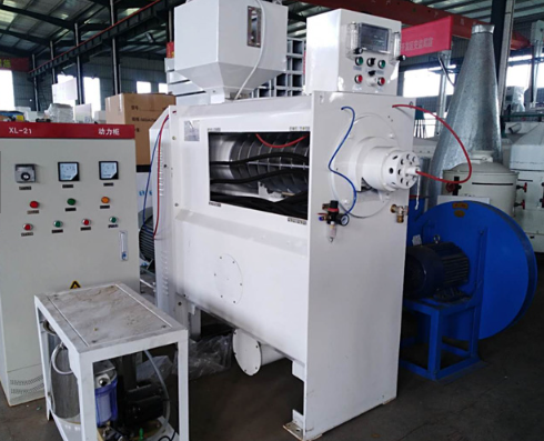 Polishing rice machine