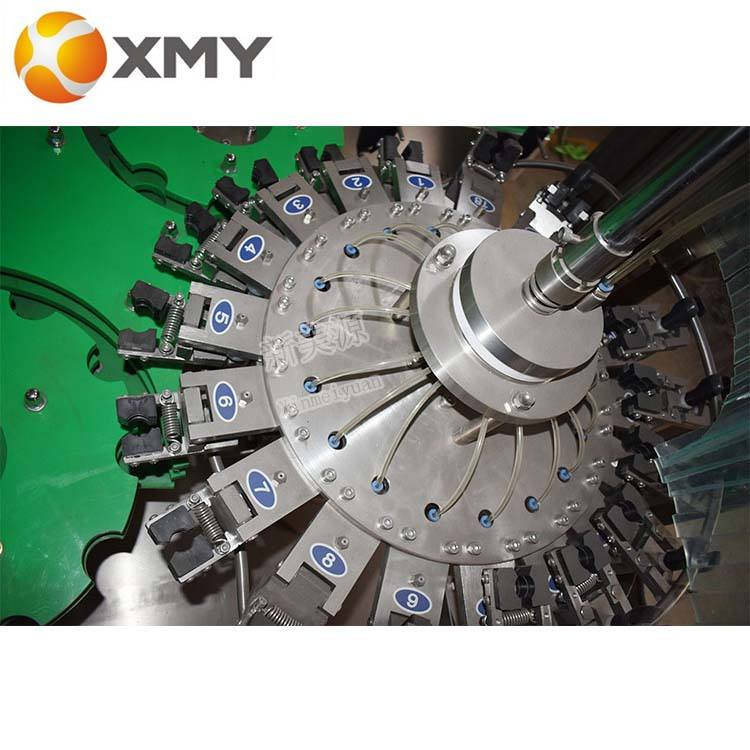 آلة تعبئة زجاجات مياه الصودا/معدات تعبئة المشروبات الغازية على نطاق صغير بجودة عالية