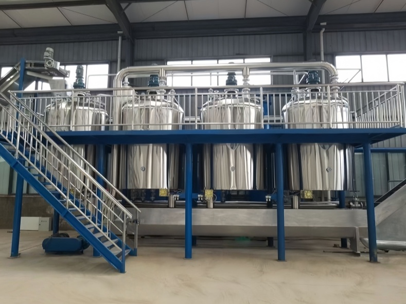Vertical butter refining equipment