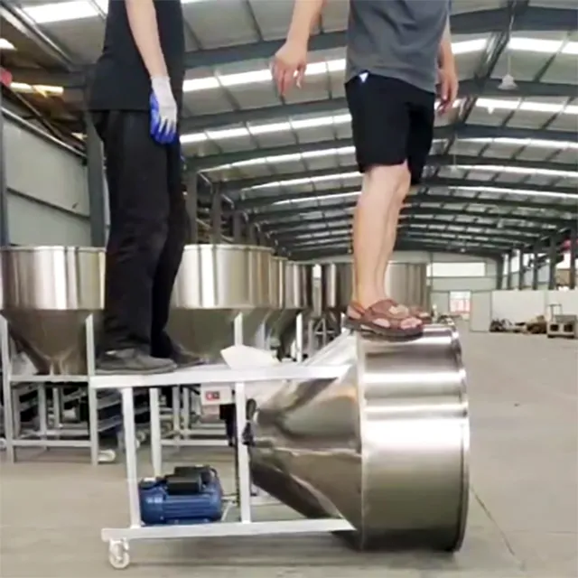 Máy trộn thức ăn dạng đứng máy trộn thức ăn trang trại máy trộn thức ăn hiệu quả - Máy trộn - foodmachtech