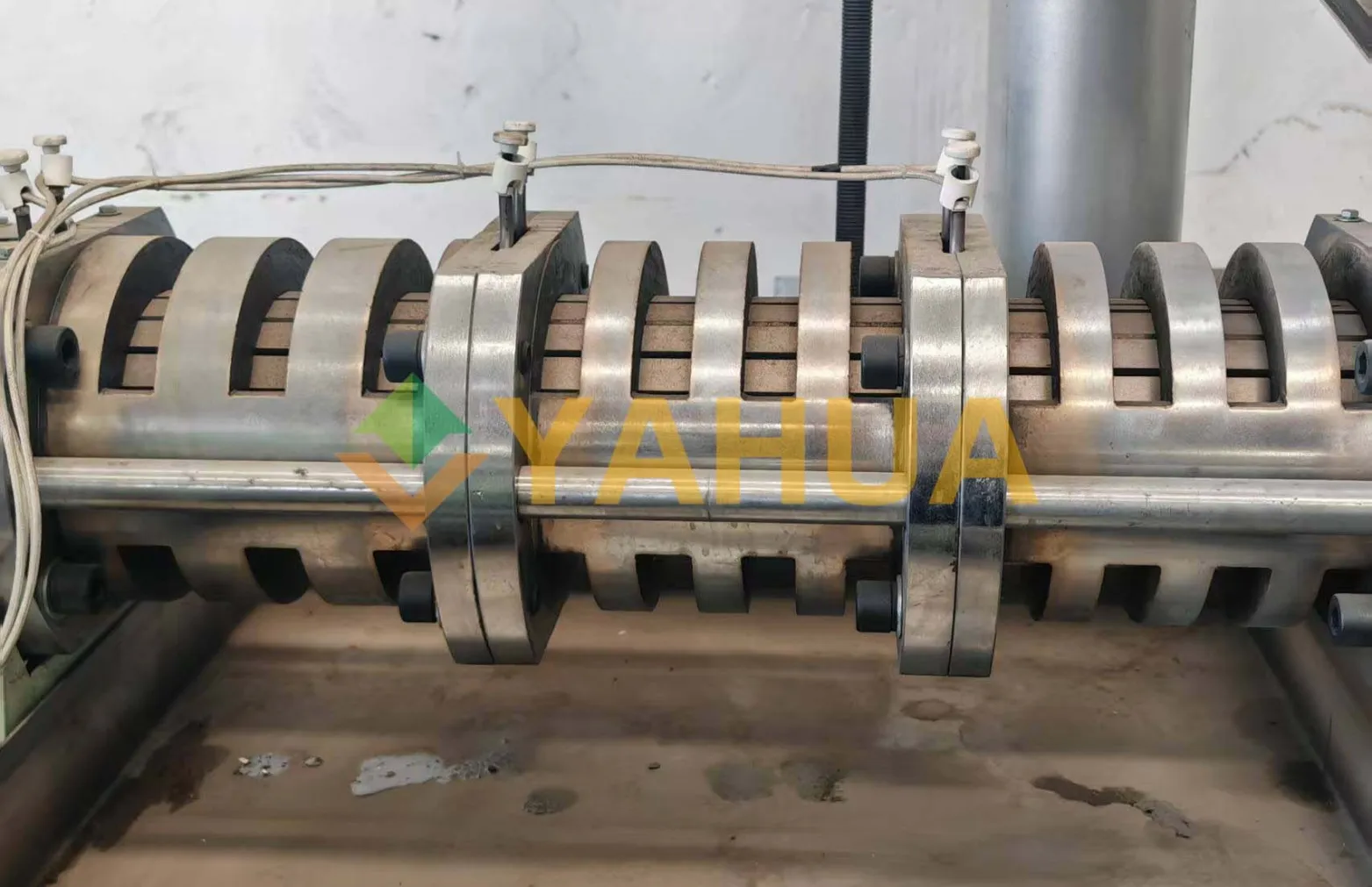 Prensa Automática Quente e Fria Dupla Utilização-Prensa De Óleo (Soja, Amendoim De Girassol, Amendoins) 300 - 400kgKG/H - Equipamento processamento produtos soja - foodmachtech