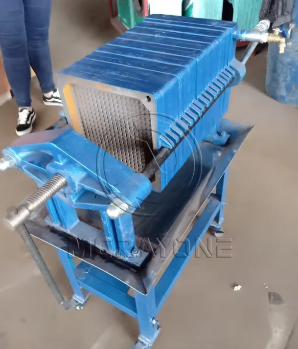 خط إنتاج زيت نواة النخيل الصغيرة ، آلة معالجة زيت نواة النخيل ، خط إنتاج جميع آلات استخراج زيت البذور - مكبس الزيت الهيدروليكي - foodmachtech
