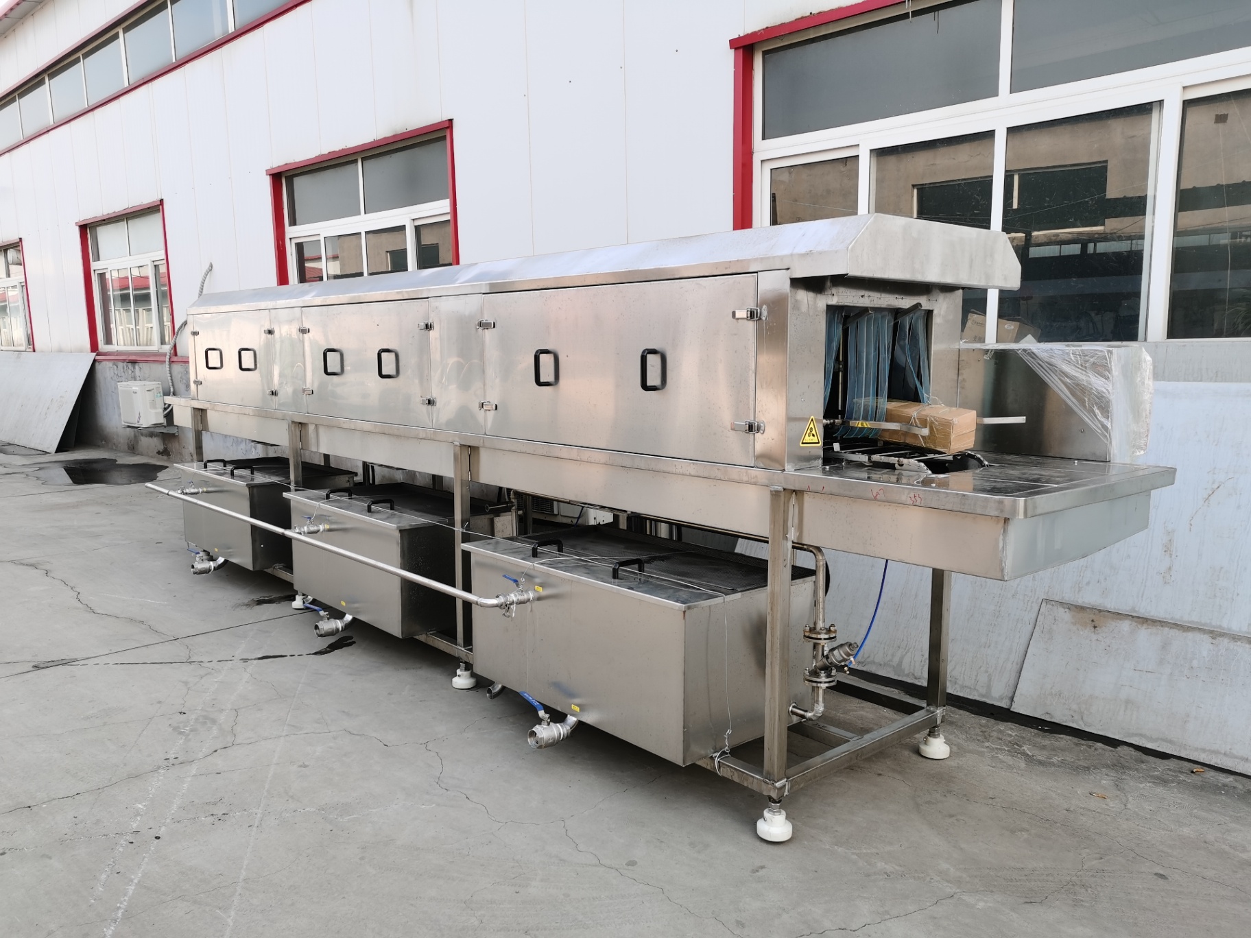 食品回転ボックス洗浄機プラスチック回転バスケット洗浄装置