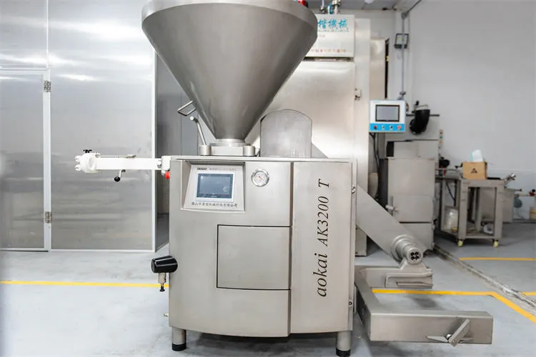 Macchina per la produzione di salumi, - Insaccatrice per salsicce - foodmachtech