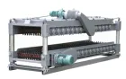 La máquina de desplumado horizontal de cama plana P/WTJ-900 es adecuada para desplumar pollos y patos sacrificados - Máquina de desplumado de aves de corral - foodmachtech
