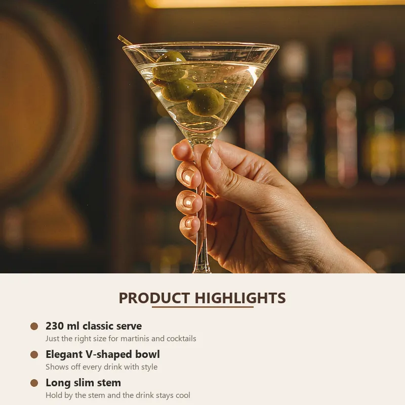 Klassische Martini-Gläser, Dreieckige Cocktail gläser -  - Food Mach Tech