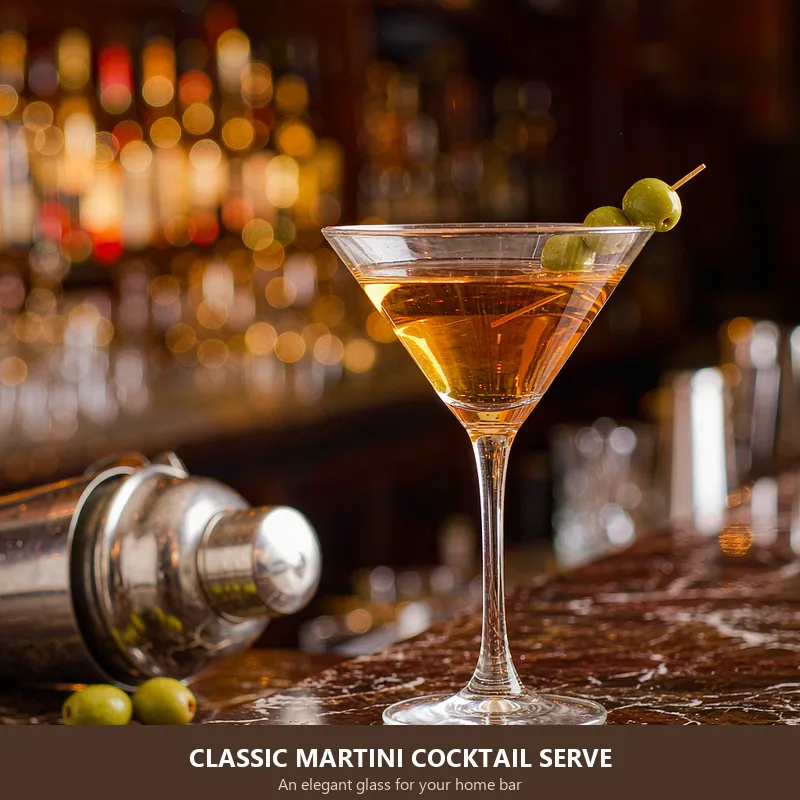 Klassische Martini-Gläser, Dreieckige Cocktail gläser -  - Food Mach Tech