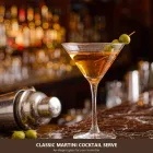 Klassische Martini-Gläser, Dreieckige Cocktail gläser -  - Food Mach Tech